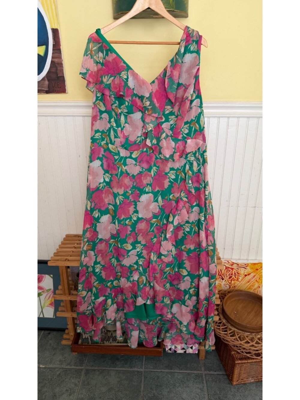 Floral Print Sleeveless V-Neck Maxi Dress With Ruffle Hemline Green & Pink